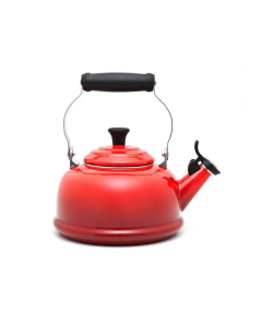 Chaleira Tradicional com Apito Vermelho Le Creuset 1